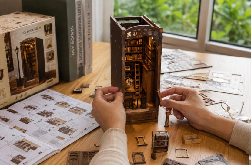 zelf een book nook kit maken | book nook DIY kit kopen