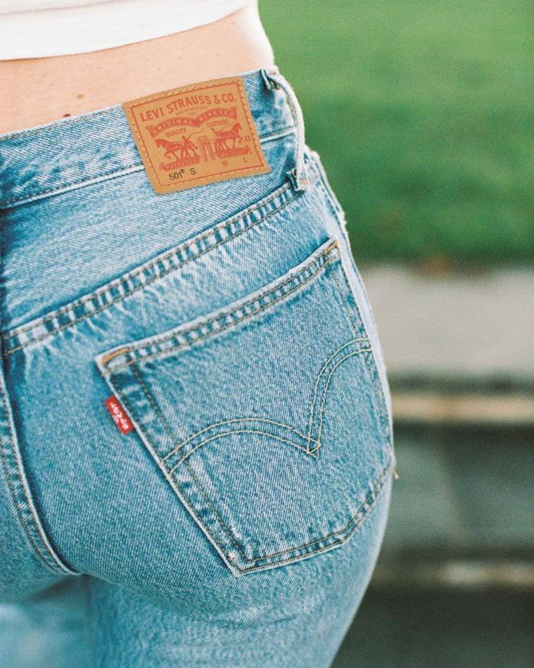zo vind je de perfecte broek met een curvy figuur: broeken kopen met brede heupen en een smalle taille tips